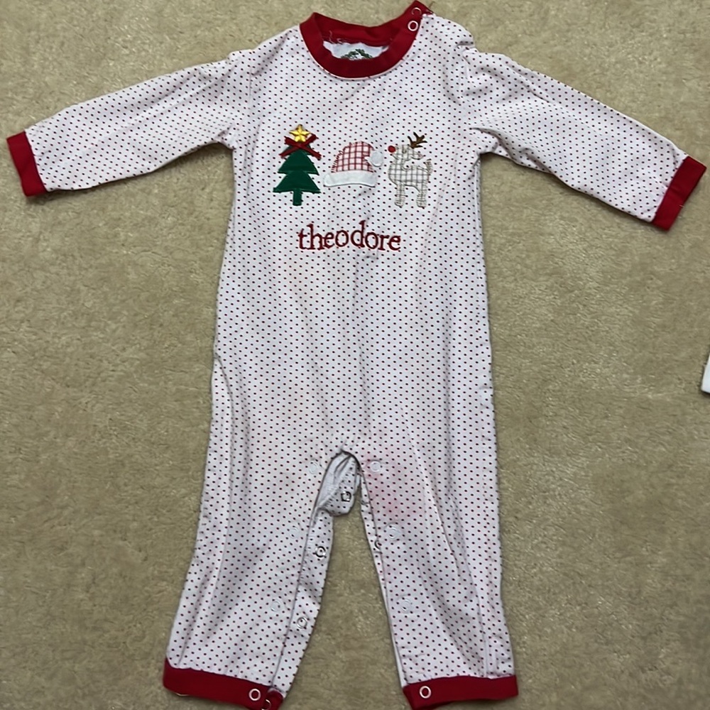 Theodore Christmas outfit